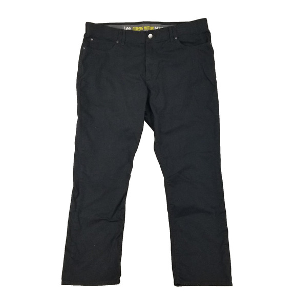 Lee Extreme Motion MVP Pants Mens 44x32 Black Straight Fit Tapered Leg Stretch - Picture 1 of 15